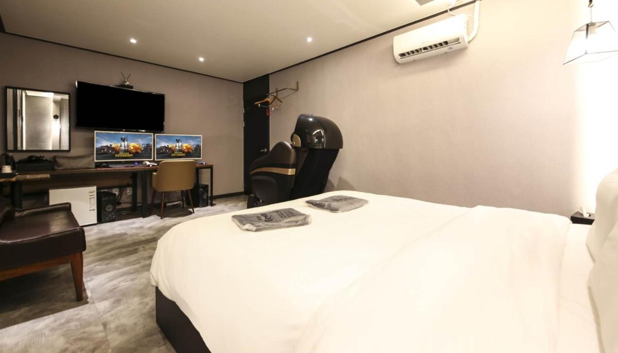 Hotel Parfe Чхонан Экстерьер фото