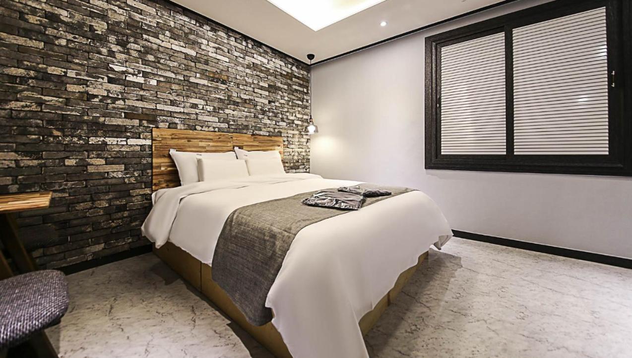 Hotel Parfe Чхонан Экстерьер фото